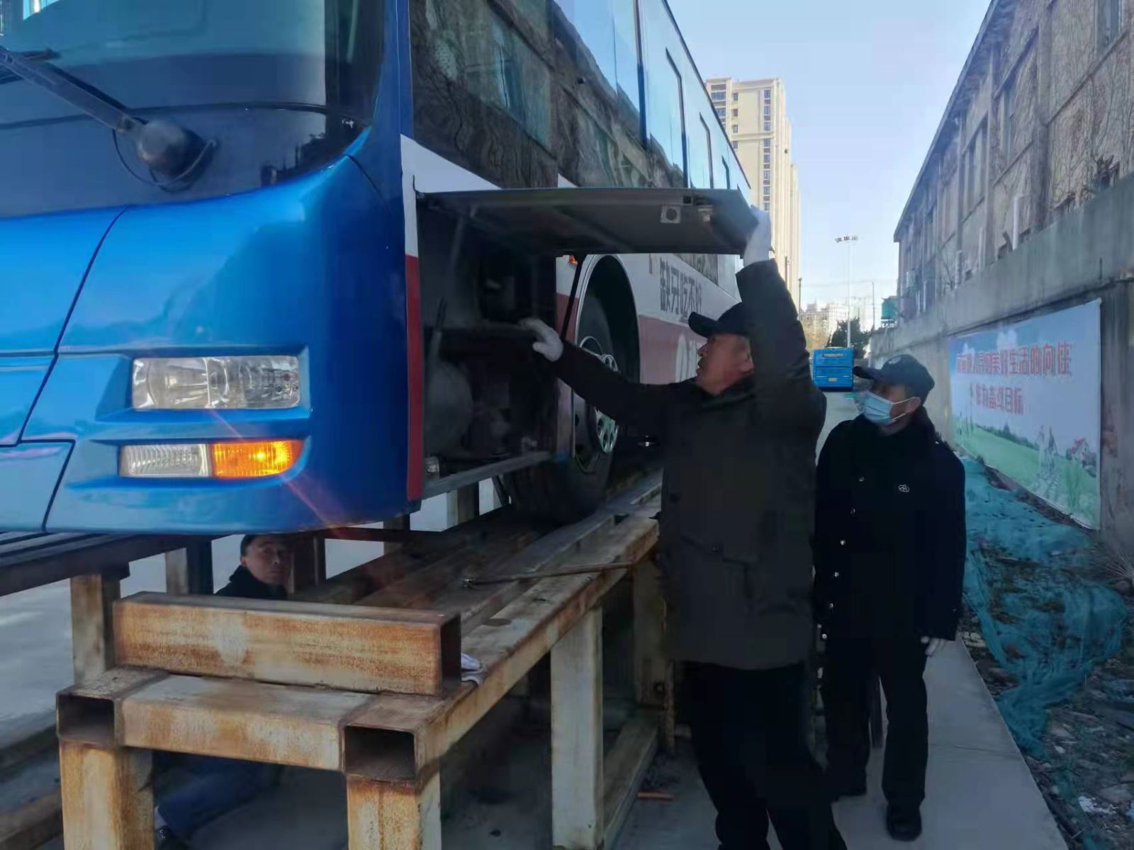 公交集團公交事業(yè)一部開展春運期間安全專項檢查